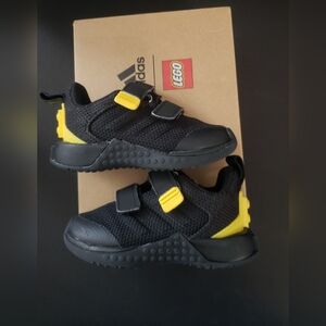 EUC Adidas Lego sports pro shoes With Box